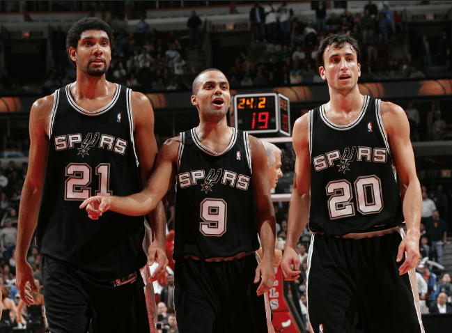 肋部直塞时 肋部直塞时